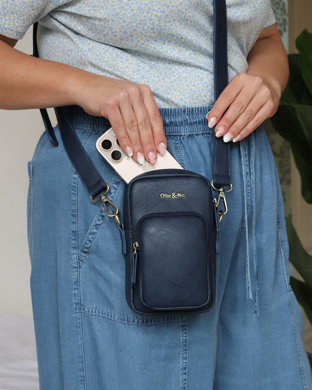 Phoebe Phone Bag - Navy