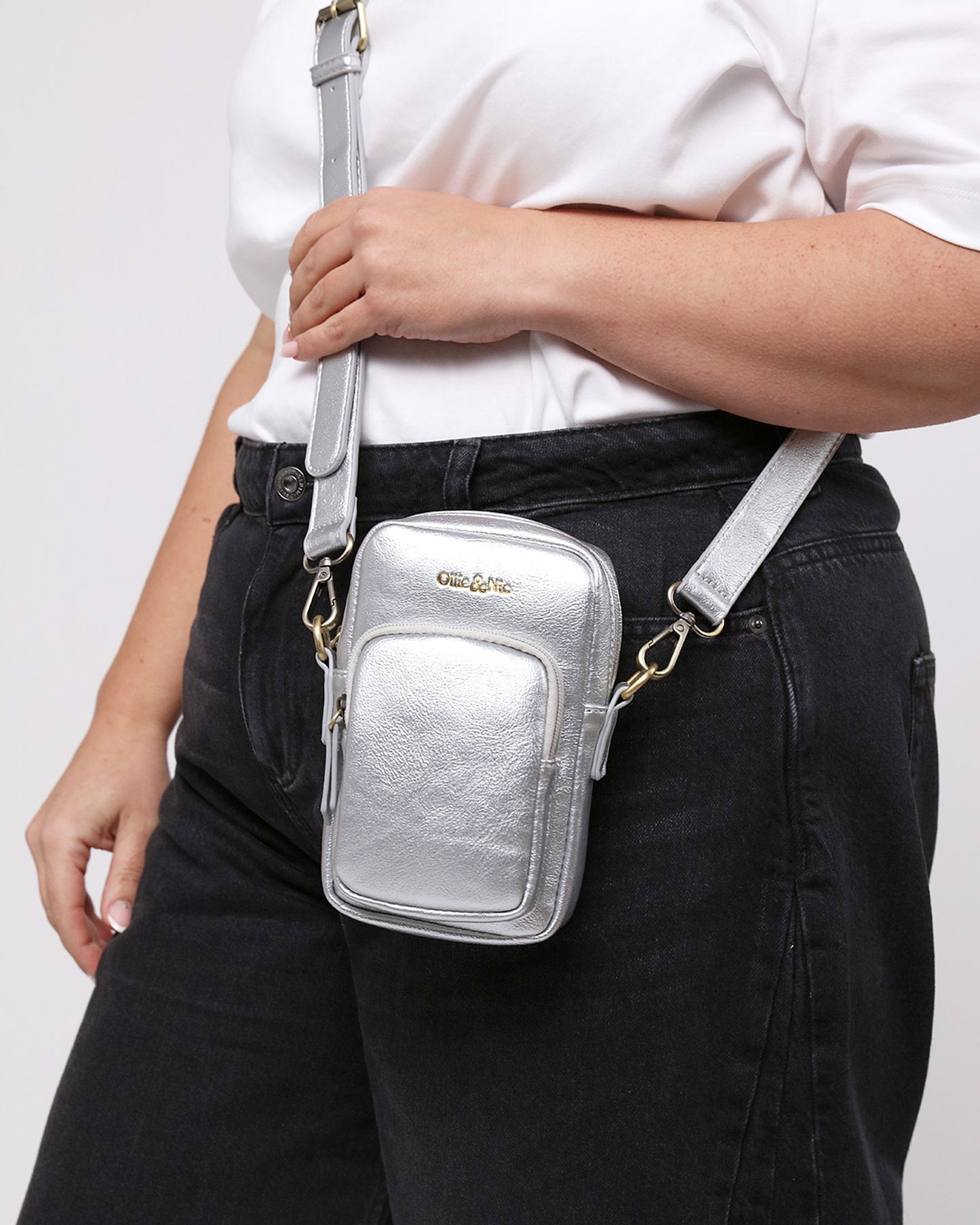 Phoebe Phone Bag - Silver