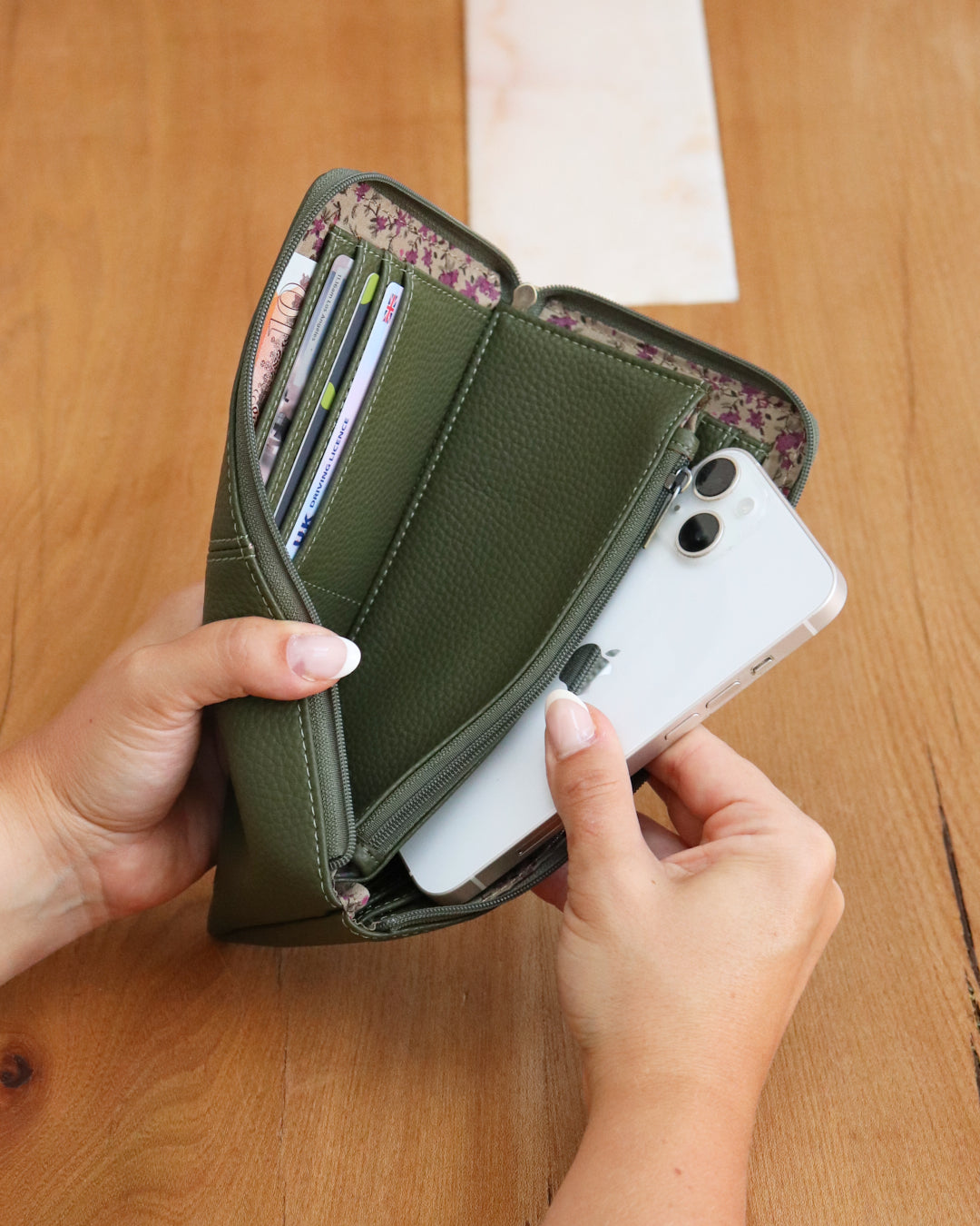 Robin Purse - Khaki