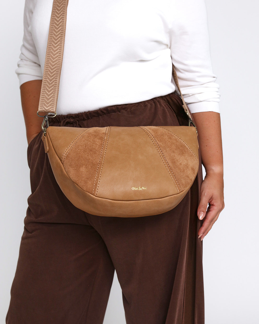 Sophia Curved Crossbody - Caramel
