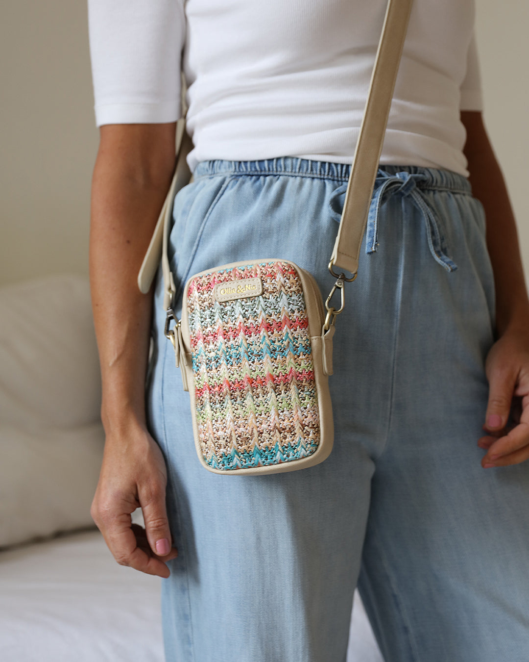 Thea Phone Bag - Pebble Mix