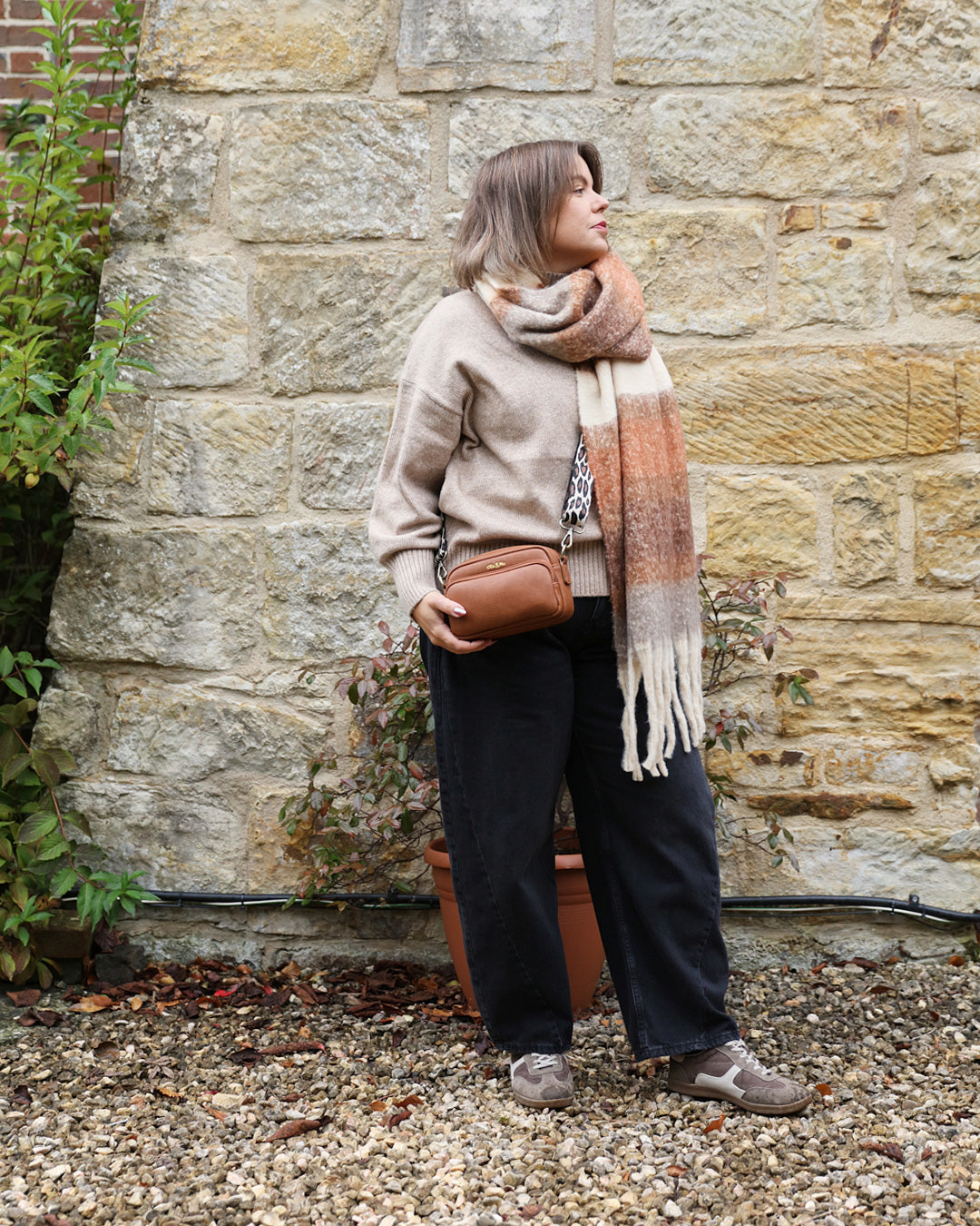 Zoe Crossbody - Tan