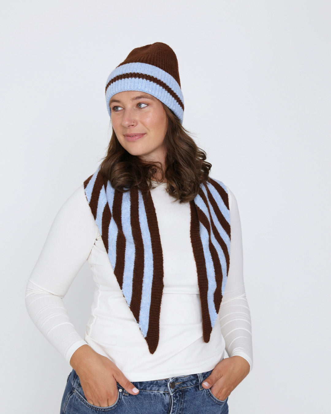 Bess Beanie - Brown/Blue