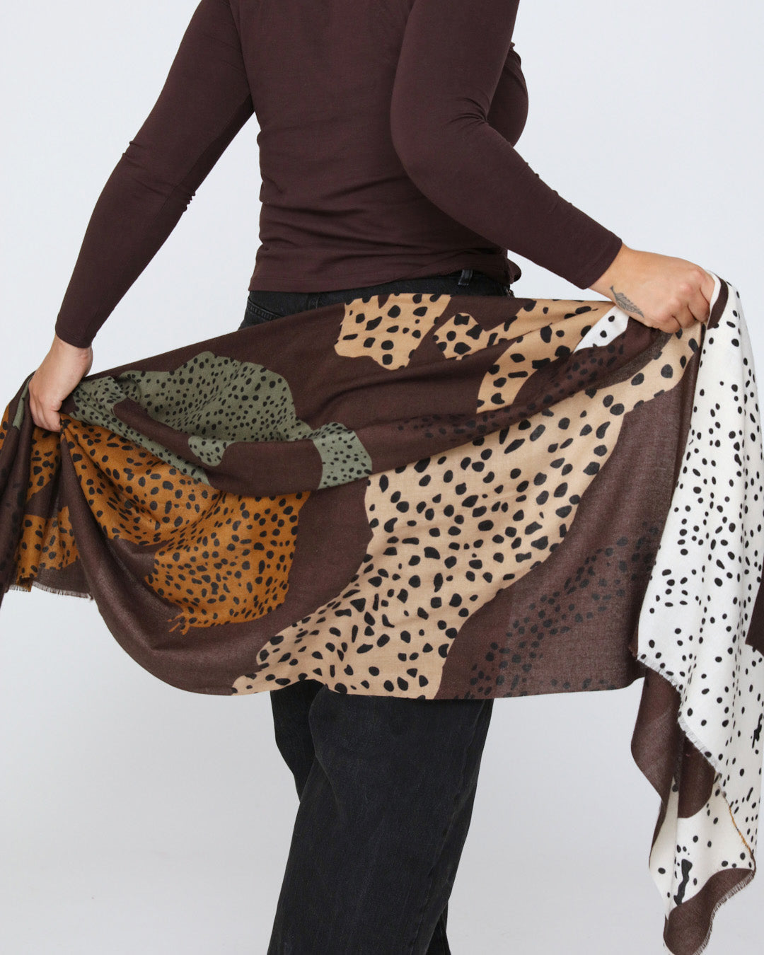 Felix Scarf - Brown
