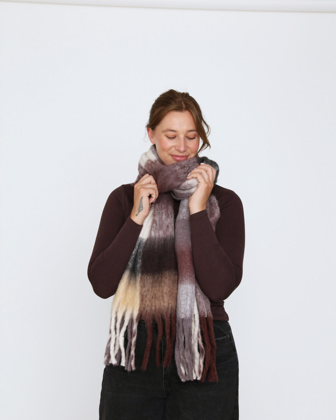 Marisa Scarf - Chocolate