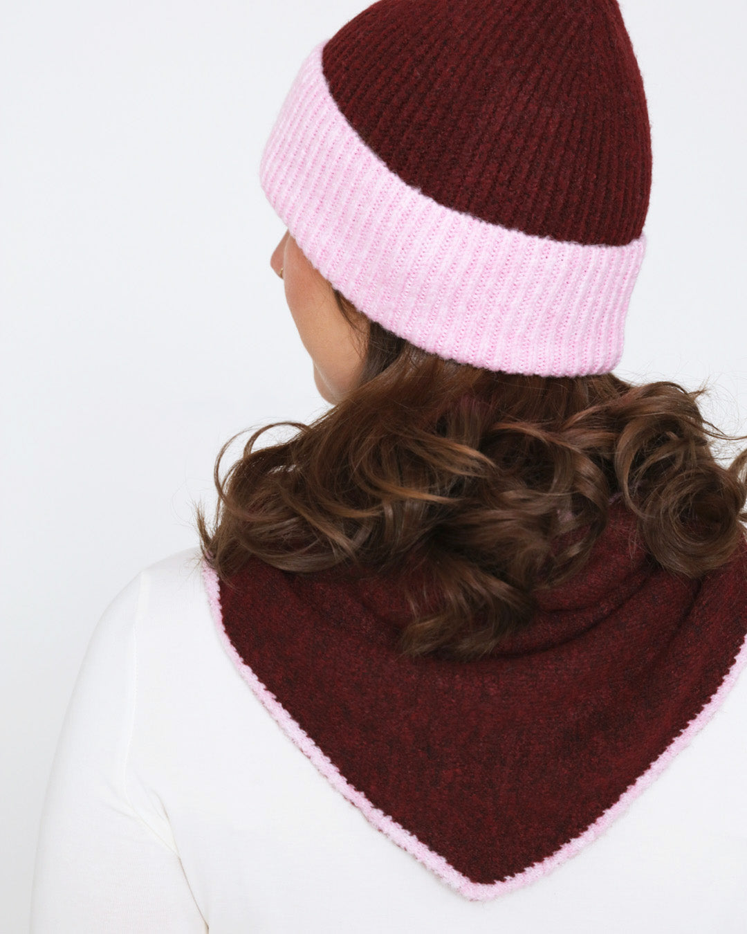 Tanya Beanie - Claret /Pink