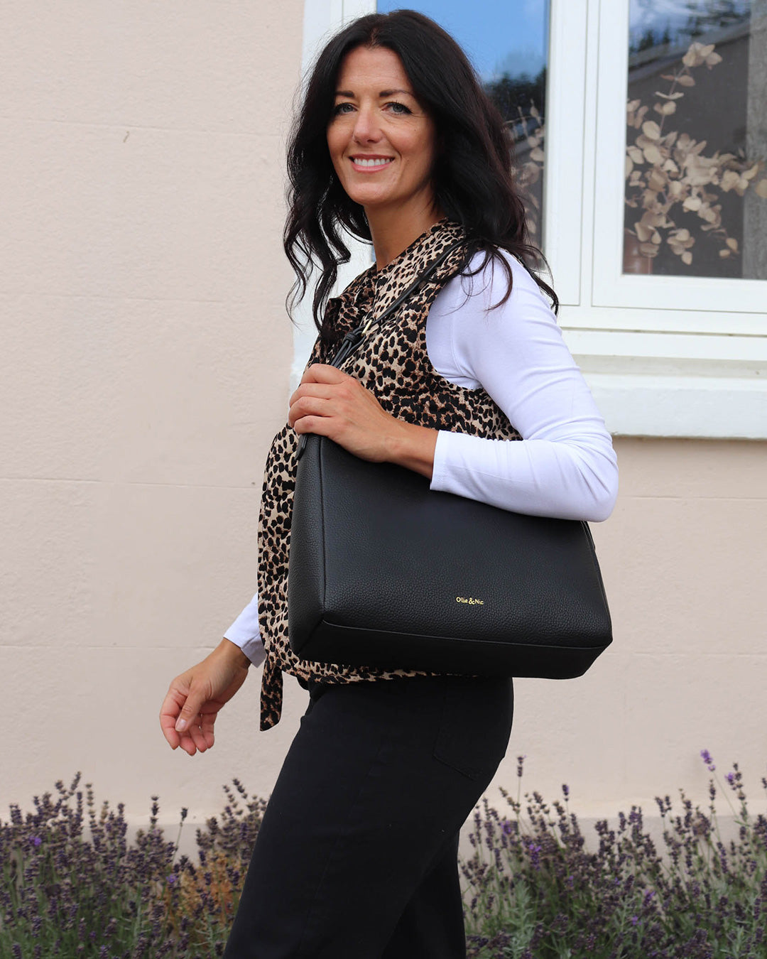 Aisha Shoulder Bag - Black